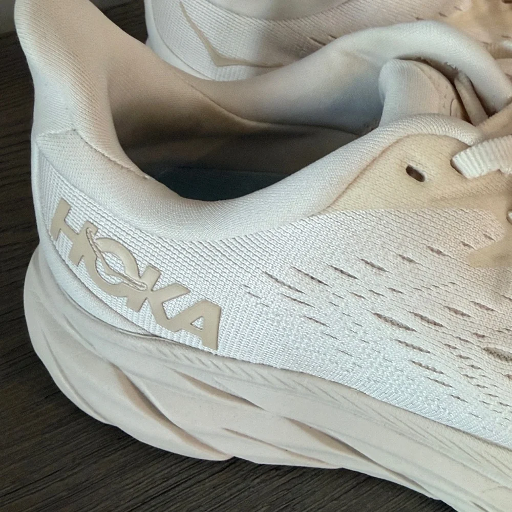 HOKA Clifton 8 crème sneakers - Picture 2 of 6